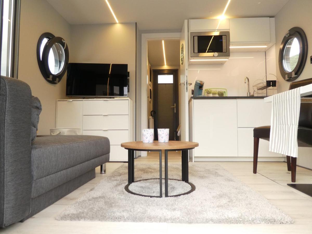 Hausboot Moselrose In Poelich Hotel Polich Ngoại thất bức ảnh