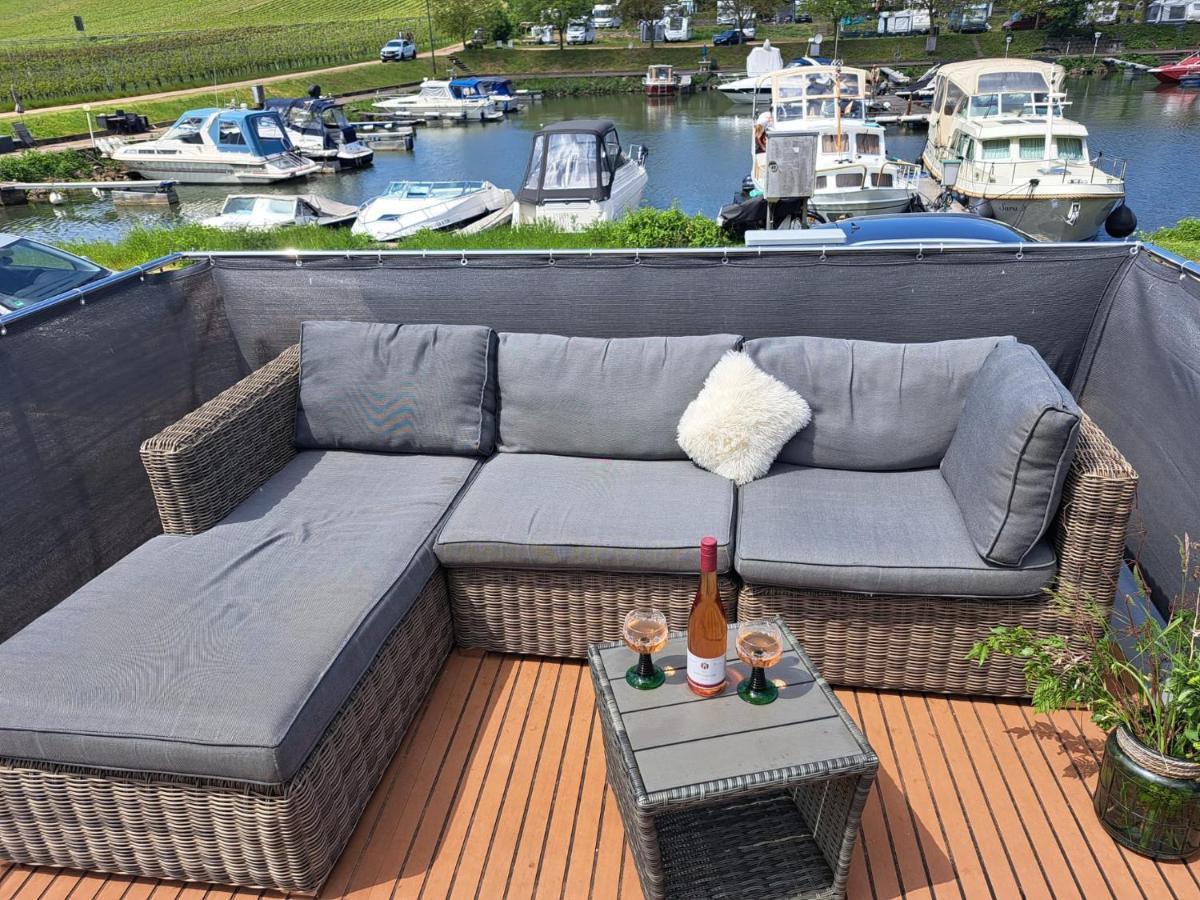 Hausboot Moselrose In Poelich Hotel Polich Ngoại thất bức ảnh